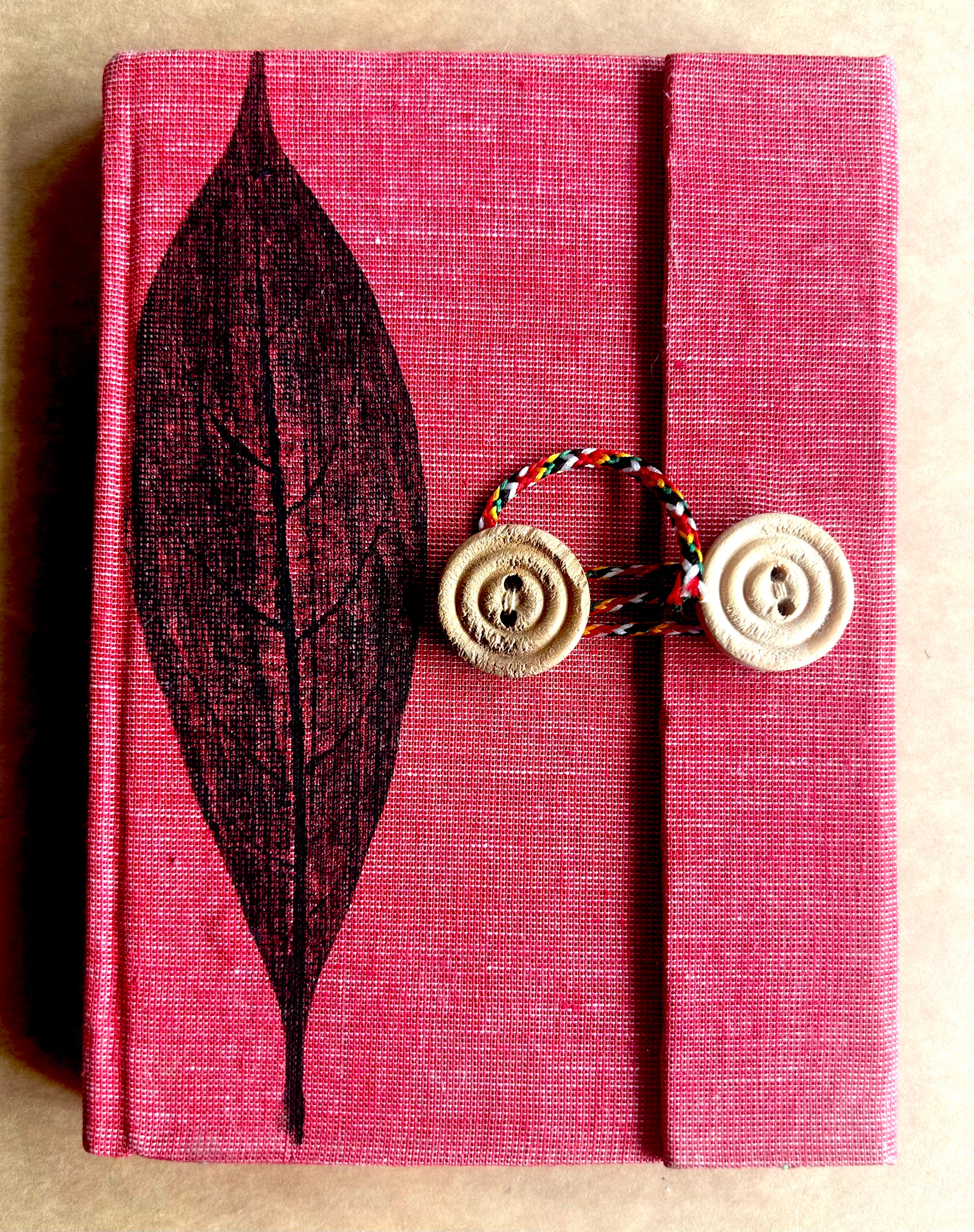 Chlorofeel (Moody Maroon)